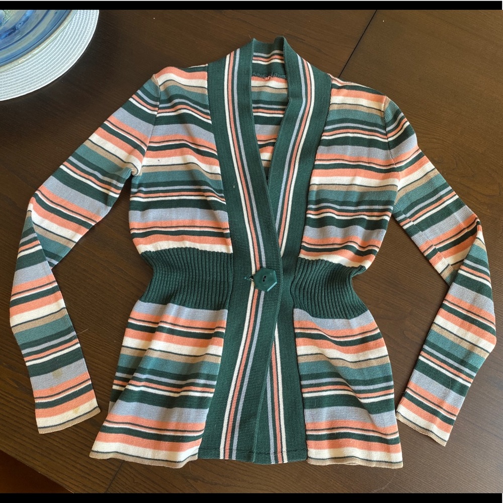 Stunning Vintage Sweater Cardigan 1960’s S Small